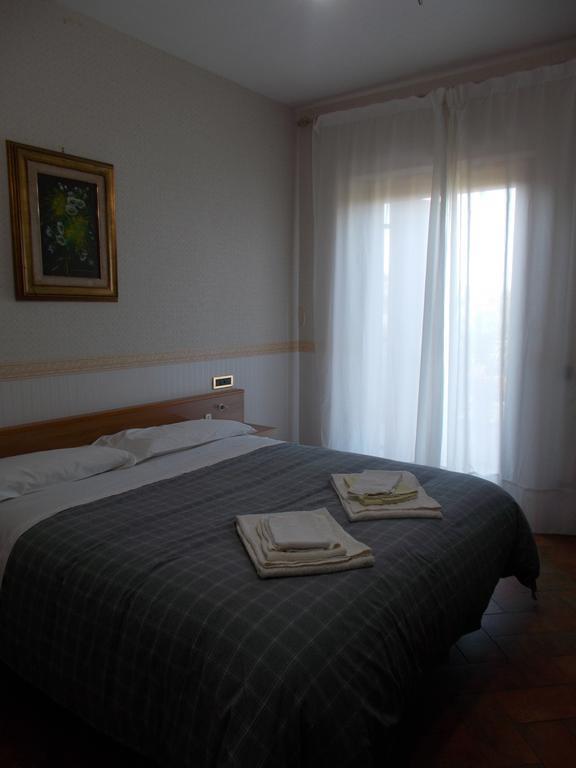 Hotel Casa Degli Ulivi Tívoli Habitación foto